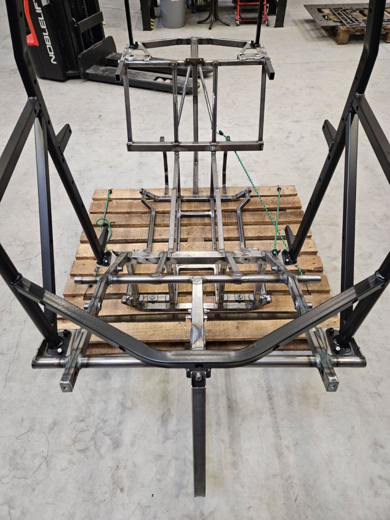 aemotion-grinand-vehicule-pendulaire-5